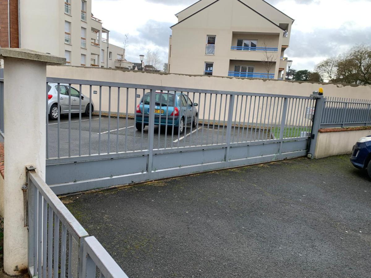 Le Micy - Joli T2 + Parking Appartement Orléans Buitenkant foto